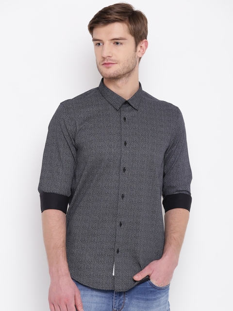 

Blackberrys Men Black & White Trim Fit Self-Design Casual Shirt