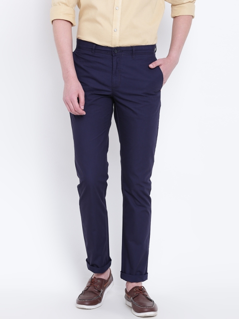 

Blackberrys Men Navy Regular Fit Solid Chinos, Navy blue