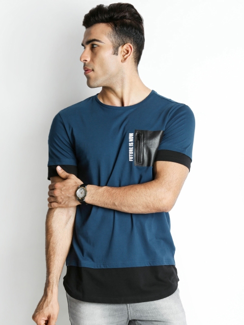 

SF JEANS by Pantaloons Men Teal Blue Solid Panelled Round Neck T-shirt