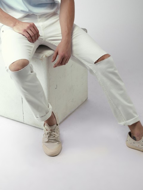 

Harvard Men White Slim Tapered Fit Mid-Rise Slash Knee Stretchable Jeans