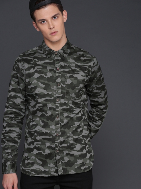 

WROGN Men Grey Slim Fit Camouflage Print Casual Shirt