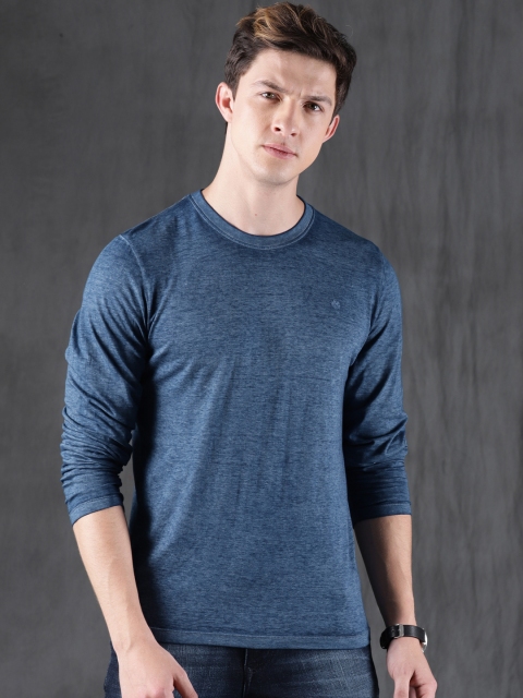 

WROGN Men Blue Solid Round Neck T-shirt