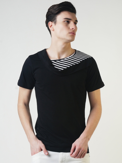 

Blue Saint Men Black Solid Round Neck T-shirt