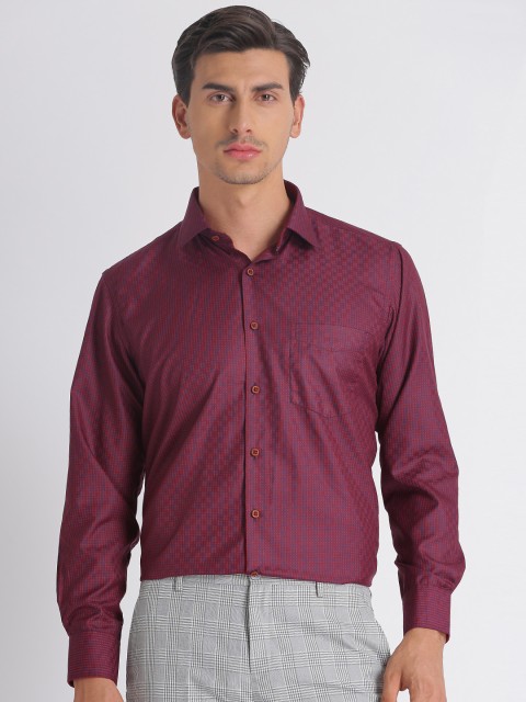 

Splash Men Red & Blue Comfort Fit Checked Smart Casual Shirt