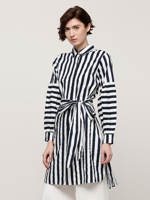 

Splash Women Navy Blue & White Striped Boxy Top