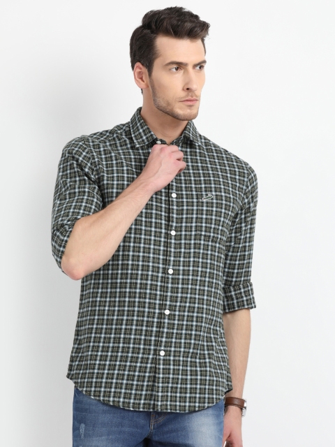 

Crocodile Men Green & White Slim Fit Checked Casual Shirt