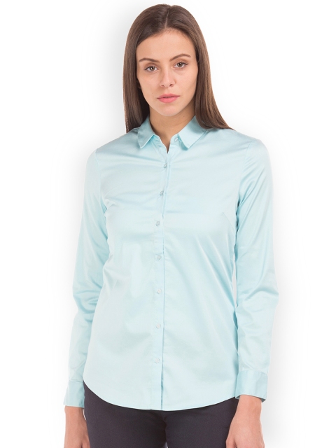 

Arrow Woman Women Green Original Regular Fit Solid Casual Shirt