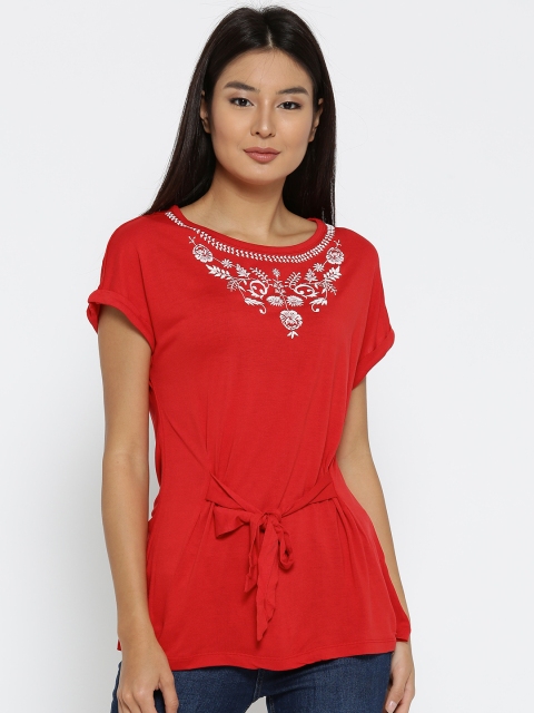 

Fusion Beats Women Red Embroidered Detail Cinched Waist Top