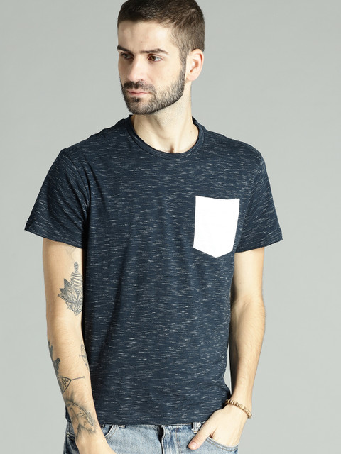 

Roadster Men Navy Blue Textured Slub Round Neck T-shirt