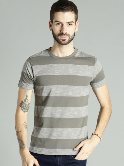 

Roadster Men Olive Green Striped Round Neck T-shirt