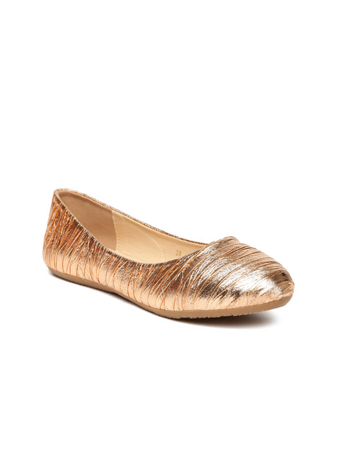 

CERIZ Women Rose Gold-Toned Textured Ballerinas