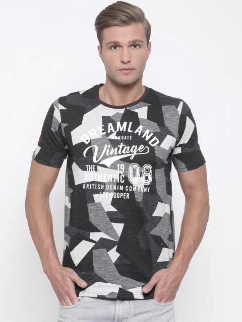 

Lee Cooper Men Black & Grey Printed Round Neck T-shirt