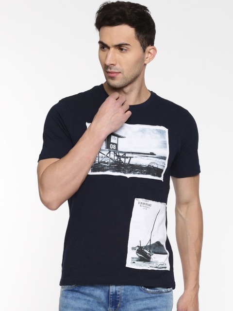 

Lee Cooper Men Navy Printed Round Neck T-shirt, Navy blue