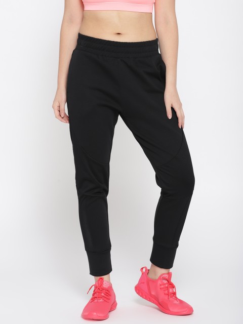 

Puma Women Black EVOSTRIPE Joggers