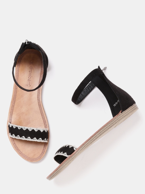 

DressBerry Women Black Woven Design Synthetic Open Toe Flats