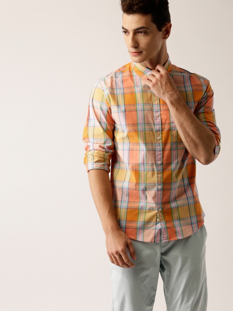

United Colors of Benetton Men Orange & Yellow Slim Fit Checked Casual Shirt