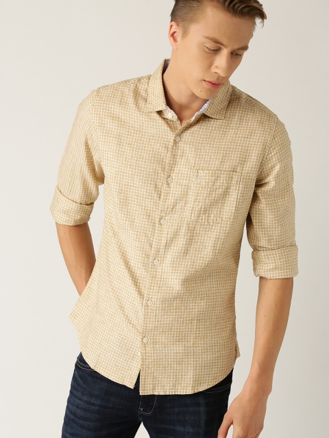 

United Colors of Benetton Men Beige Slim Fit Checked Casual Shirt