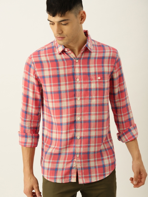 

United Colors of Benetton Men Red Slim Fit Checked Casual Shirt