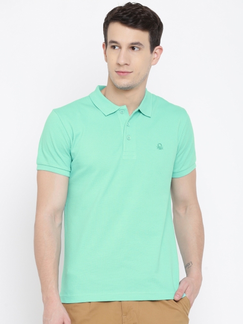 

United Colors of Benetton Men Green Solid Polo Collar T-shirt