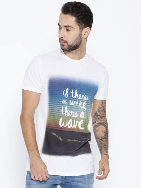 

United Colors of Benetton Men Off-White Printed Round Neck T-shirt