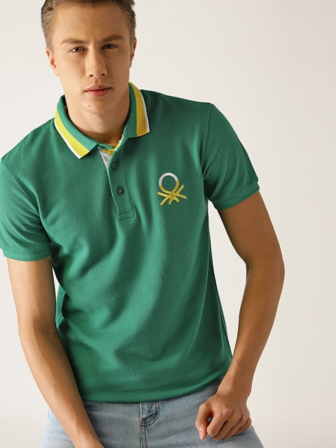 

United Colors of Benetton Men Green Solid Polo Collar T-shirt