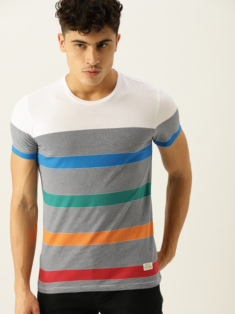 

United Colors of Benetton Men White Striped Round Neck T-shirt