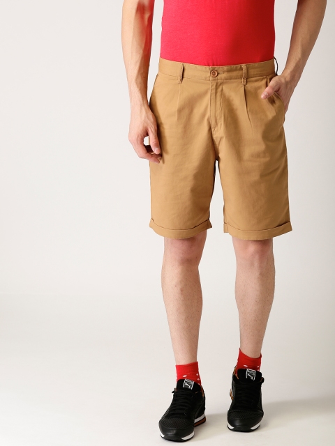 

United Colors of Benetton Men Brown Solid Chino Shorts