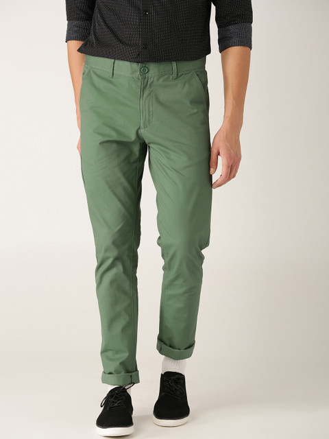 

United Colors of Benetton Men Green Slim Fit Solid Chinos