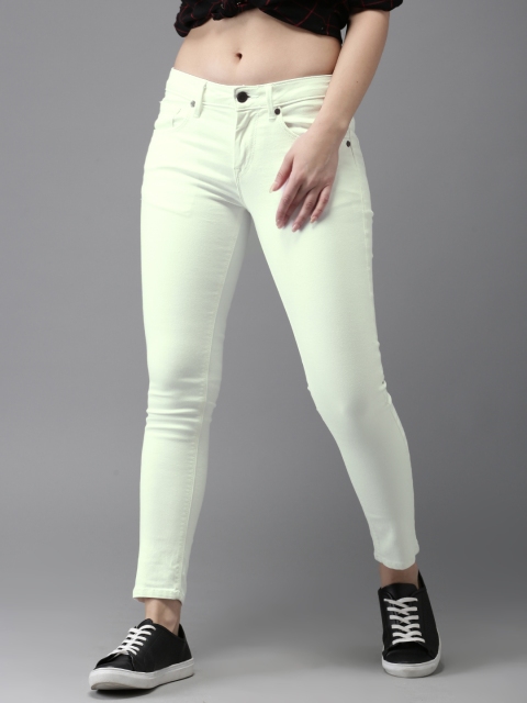 

Moda Rapido Women White Skinny Fit Mid-Rise Clean Look Stretchable Cropped Jeans