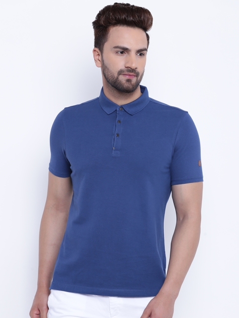 

Blackberrys Men Navy Blue Solid Polo Collar T-shirt