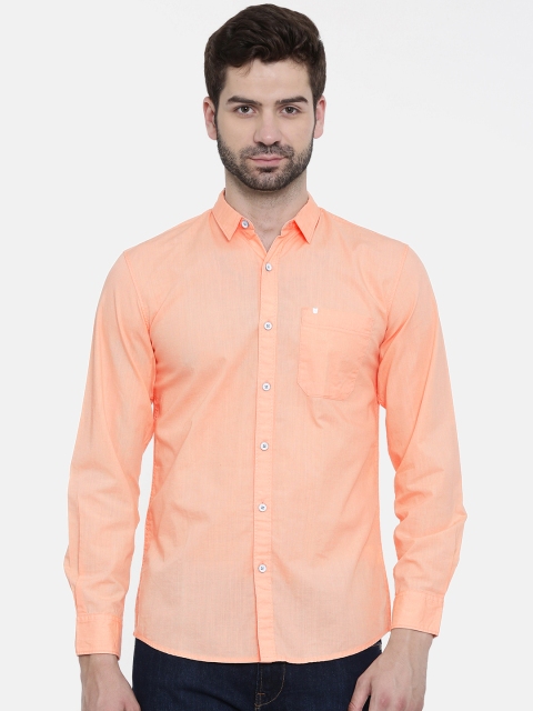 

Wrangler Men Peach-Coloured Regular Fit Solid Casual Shirt
