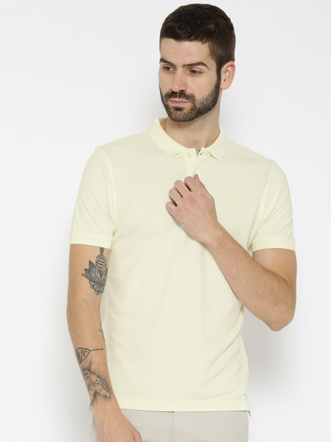 

Wrangler Men Yellow Solid Polo Collar T-shirt