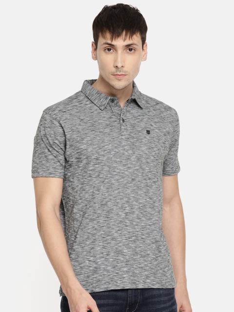 

Wrangler Men Grey Solid Round Neck T-shirt