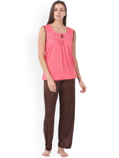

Klamotten Women Peach-Coloured & Brown Solid Night suit