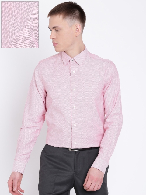 

Blackberrys Men Red & Off-White Smart Fit Self Design Formal Shirt