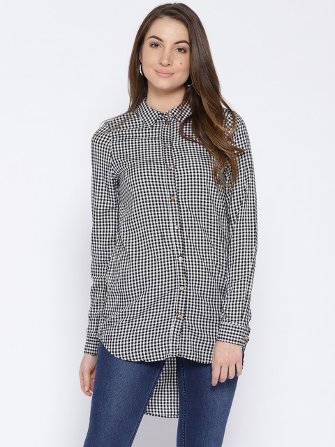 

ONLY Women White & Black Regular Fit Checked Casual Shirt