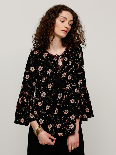 

Splash Women Black Printed High-Low Top