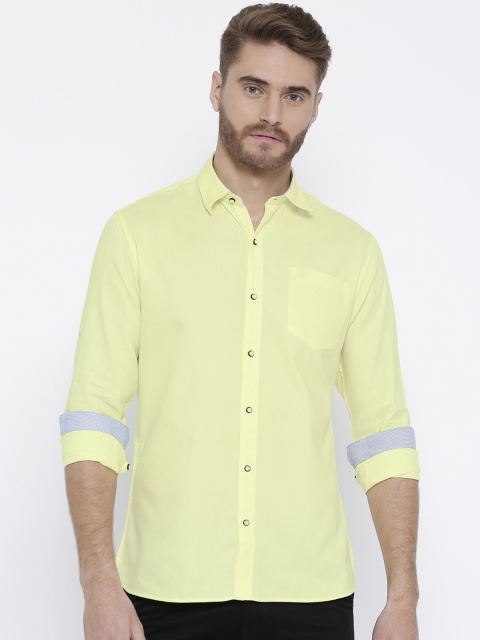 

Duke Men Yellow Regular Fit Solid Casual Shirt
