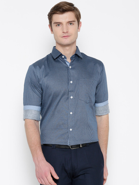 

Shaftesbury London Men Blue Smart Slim Fit Checked Semiformal Shirt