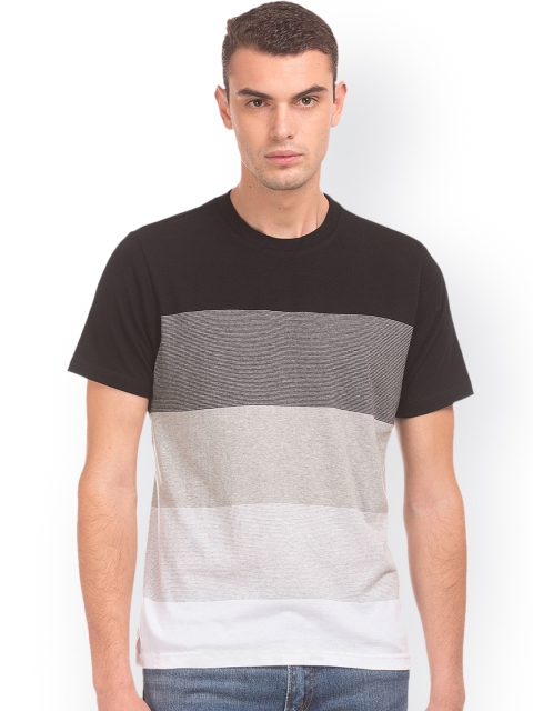 

Aeropostale Men Brown Striped Round Neck T-shirt
