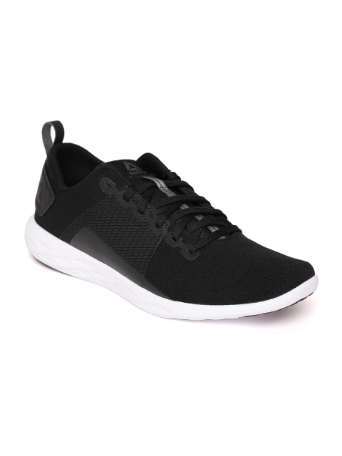 

Reebok Men Black ASTRORIDE Walking Shoes