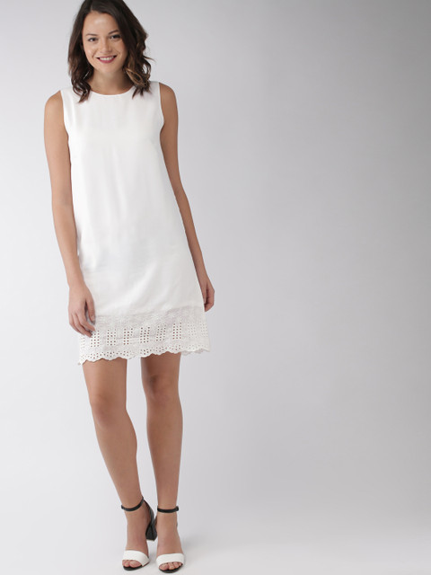 

Mast & Harbour Women White Solid Sheath Dress