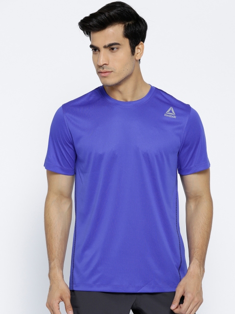 

Reebok Men Blue Core Solid Round Neck T-shirt