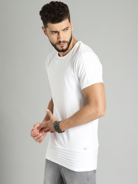 

Roadster Men White Solid Round Neck Longline T-shirt