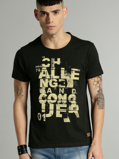 

Roadster Men Black Printed Round Neck Pure Cotton T-shirt
