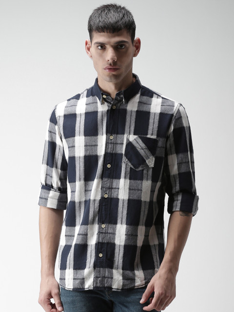 

SELECTED Men Navy Blue & White Checked Casual Shirt