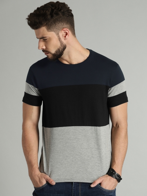 

Roadster Men Navy & Grey Colourblocked Round Neck T-shirt, Navy blue