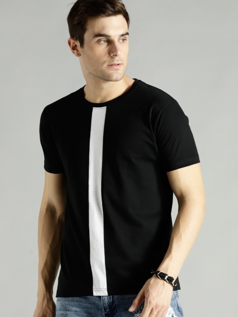 

Roadster Men Black Solid Round Neck Pure Cotton T-shirt