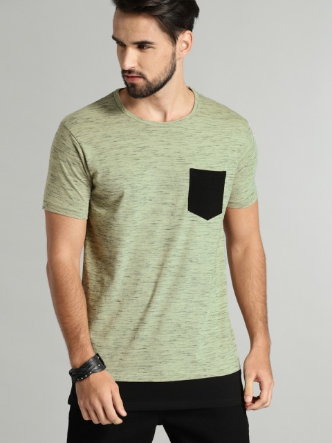 

Roadster Men Beige Solid Round Neck T-shirt