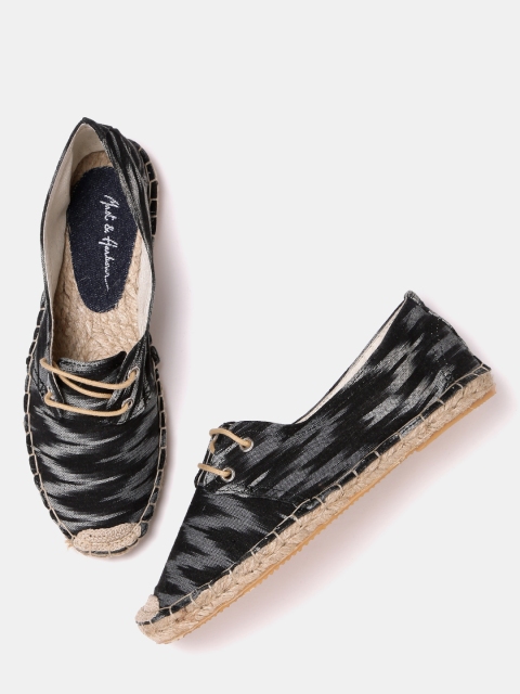 

Mast & Harbour Women Black & White Ikat Print Espadrilles